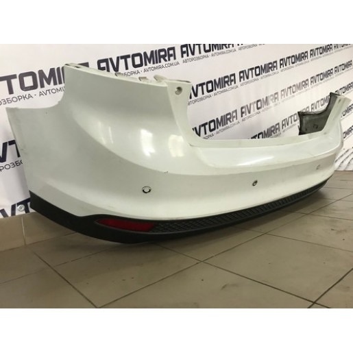 Бампер задній комплектний під парктроніки Ford Focus 3 HB 2011-2014 BM51A17906AH